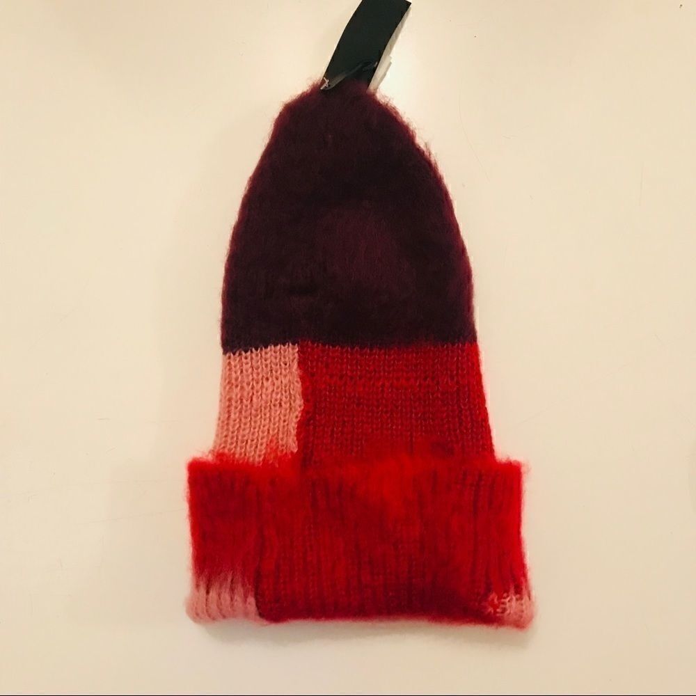 Winter hat   - Picture 2 of 2